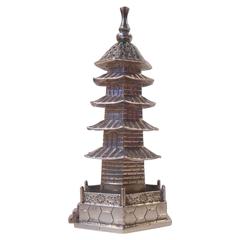 Antique 19th Century Chinese Export Silver Pagoda Pepperette by Zee Wo, Shanghai, 1890s