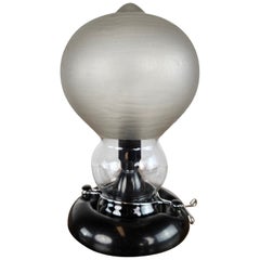 Lampada da tavolo in plastica e vetro satinato anni '80