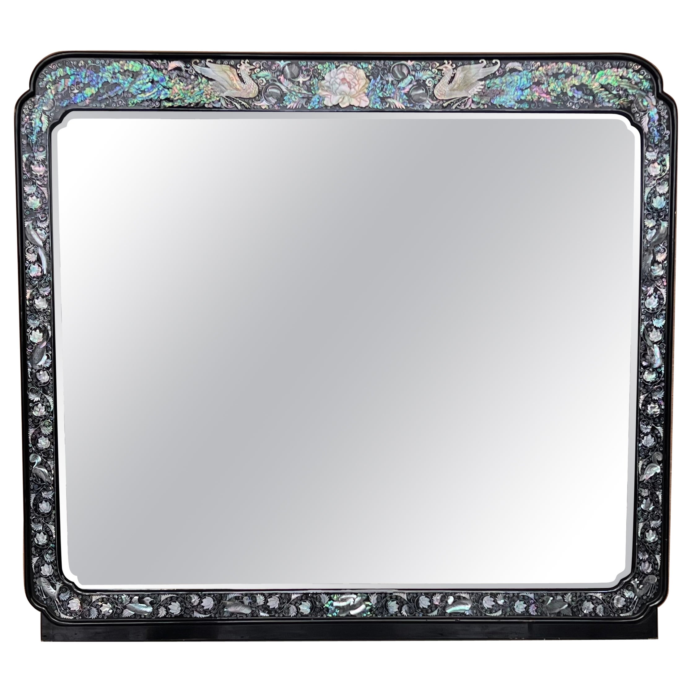 Miroir d'exportation chinois laqué noir avec incrustations en vente