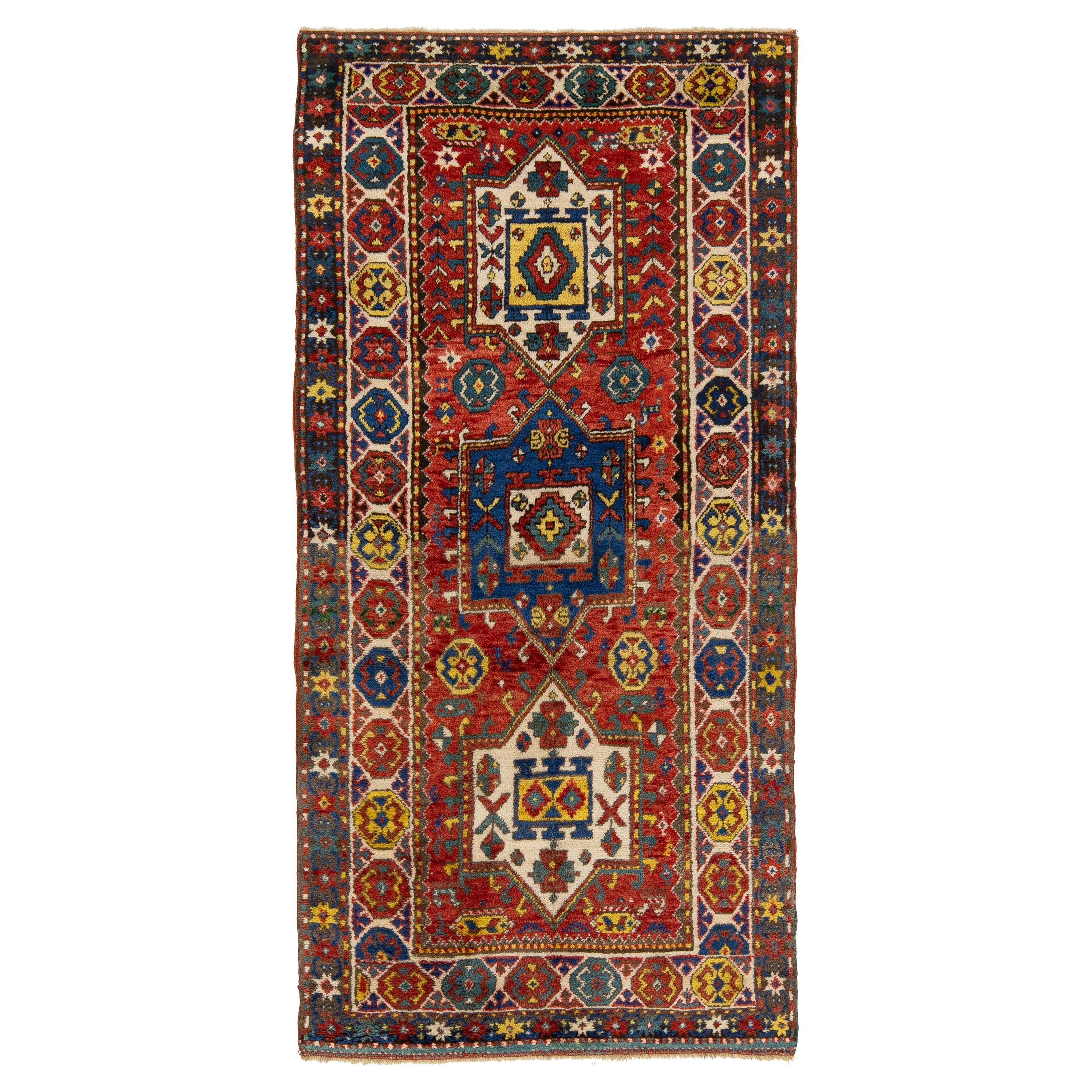 Tapis de couloir caucasien vintage rouge Kazak avec motif géométrique multicolore