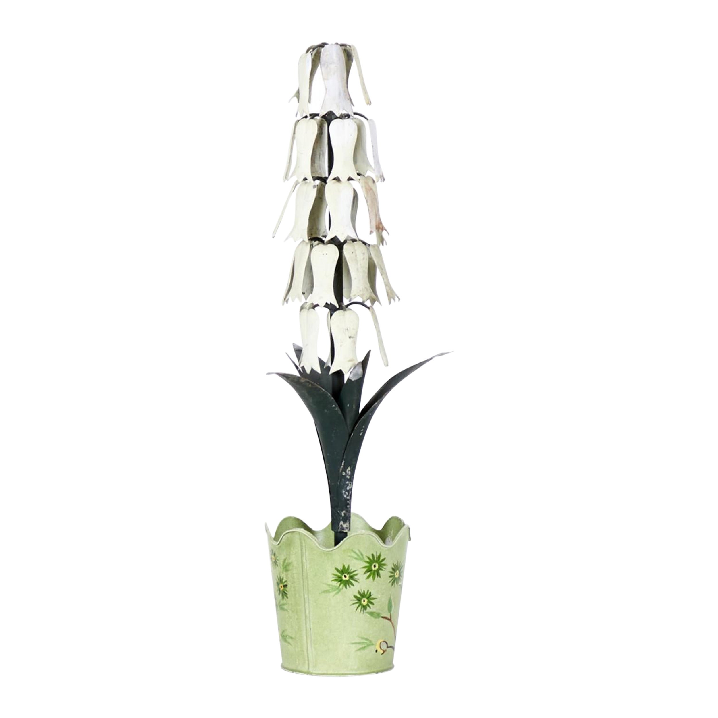 Vintage Chinese Tole und Eisen Potted Flower Skulptur im Angebot