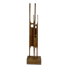Sculpture moderne en bois sculptée à la main