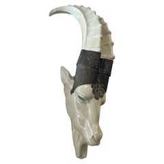 Art deco capricorn Wandleuchte