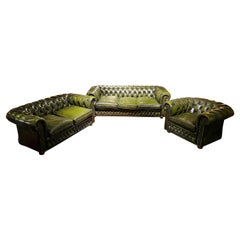 Chesterfield Set Kent Modell 3, 2 Seater and Armchair Brand by Centurion