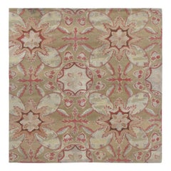 Rug & Kilim's Aubusson Teppich mit Flachgewebe, Beige-Braun, rosa Blumenmuster