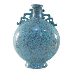 Jarrón chino de porcelana teal y roja craquelada con forma de luna