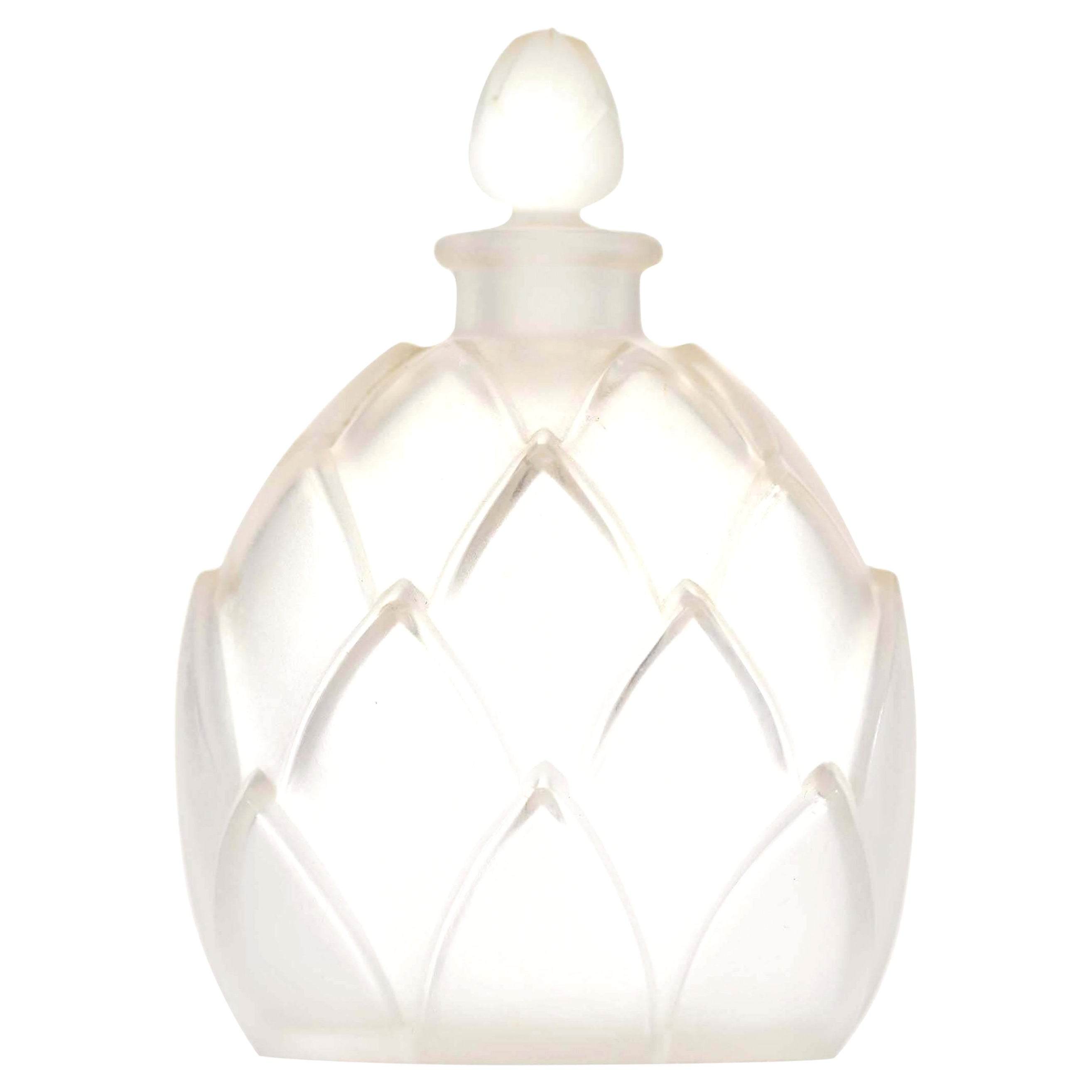 Bottiglia di profumo francese Art Deco Marquila for Feuilles Lalique in vendita
