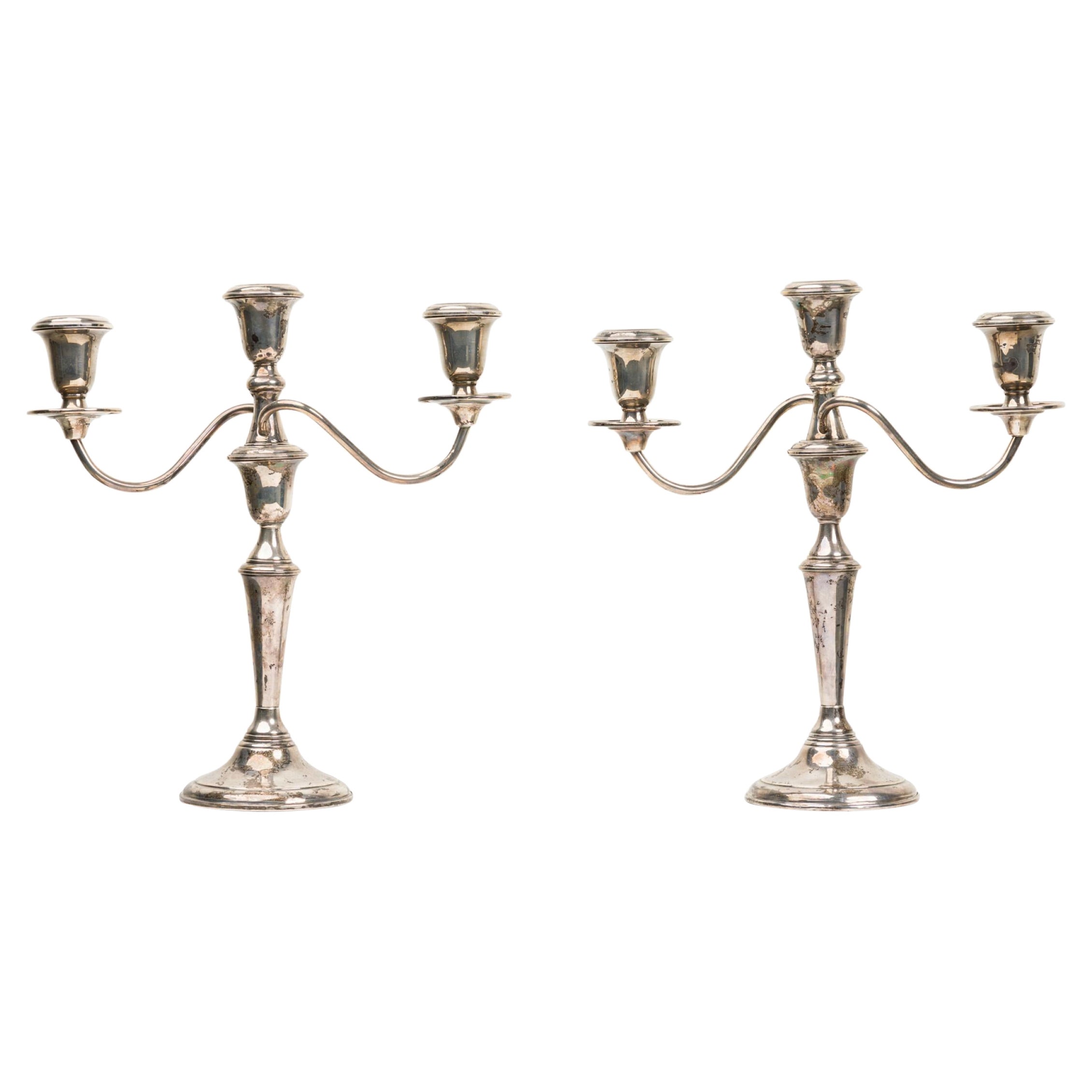 Coppia di candelabri francesi in argento Art-Deco Cartier in vendita