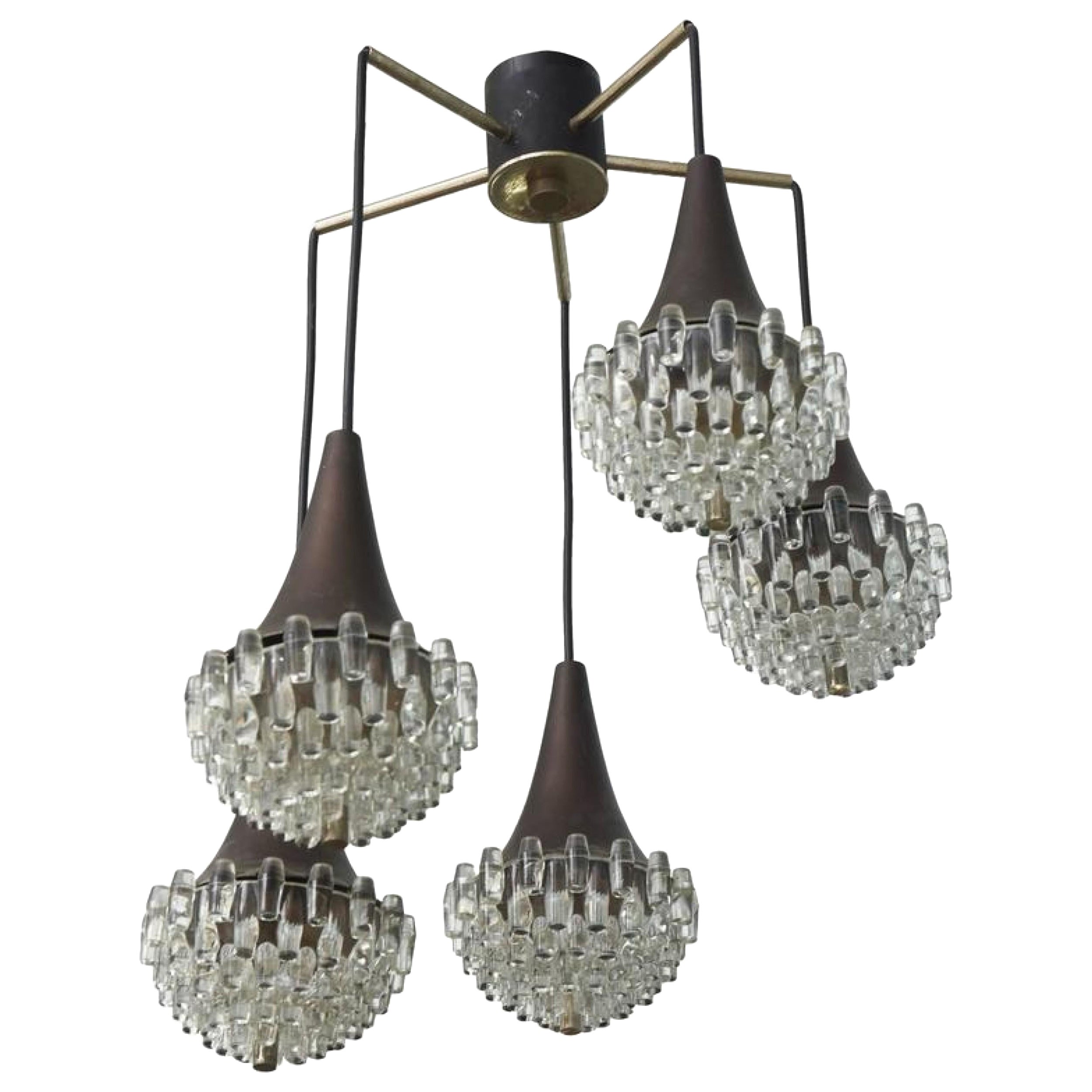 Lustre moderne italien à cinq lumières en bronze et verre à la manière de Max Ingrand en vente