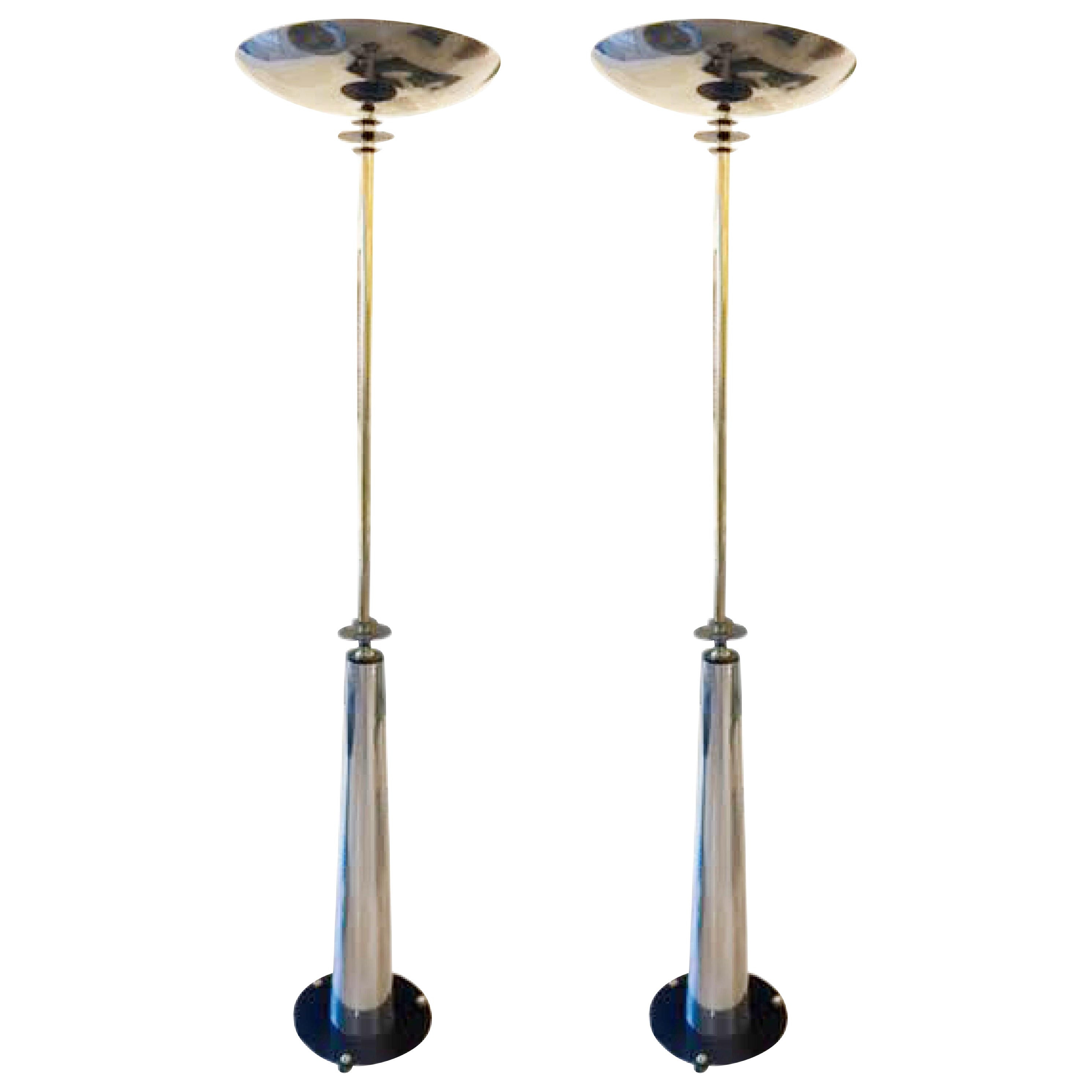 Paire de lampadaires italiens de style Art Déco chromés