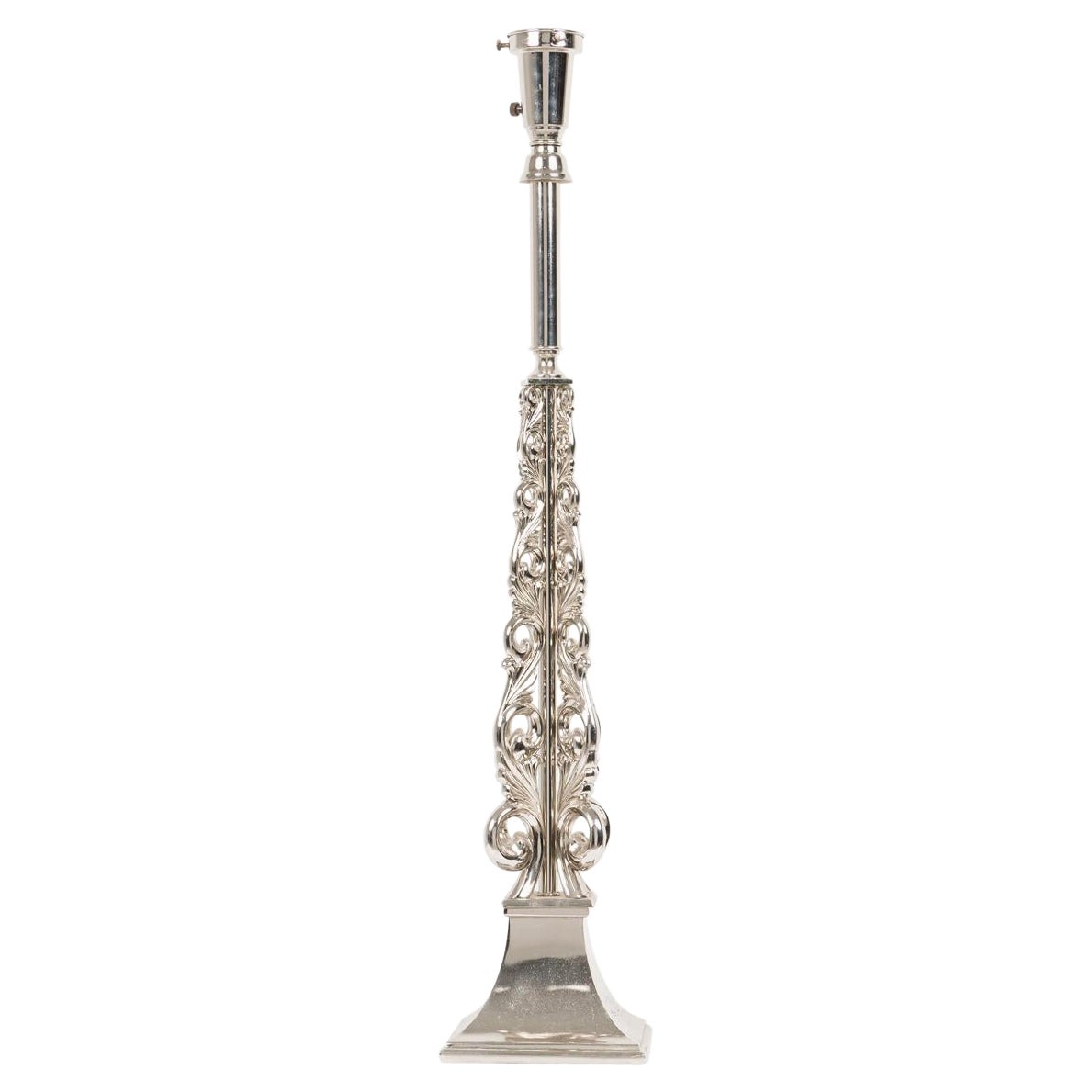 Lampada americana di metà secolo James Mont Tall Silver