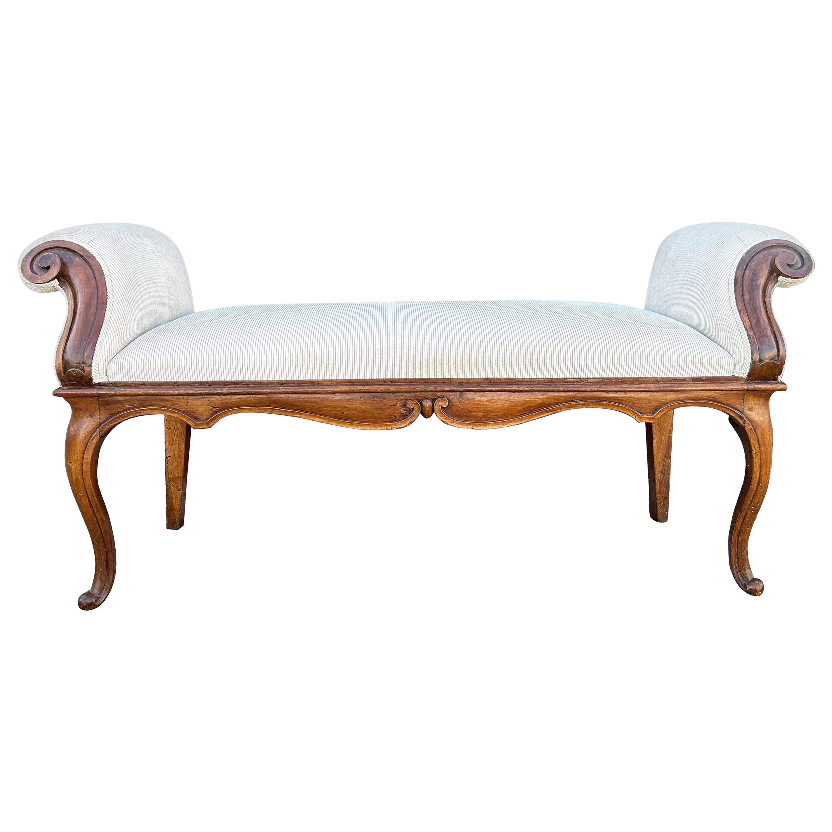 Banc en noyer baroque italien du 18e siècle