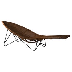Lina Zervudachi: Chaiselongue „Fisch“ aus Rattan für Elsa Schiaparelli, Frankreich 1950er Jahre