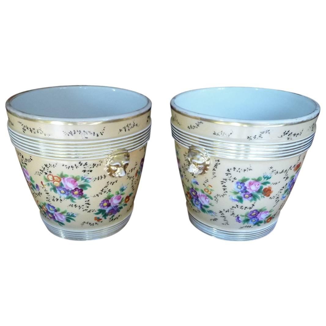 19th Century Pair of Cachepot in Porcelain of Paris For Sale