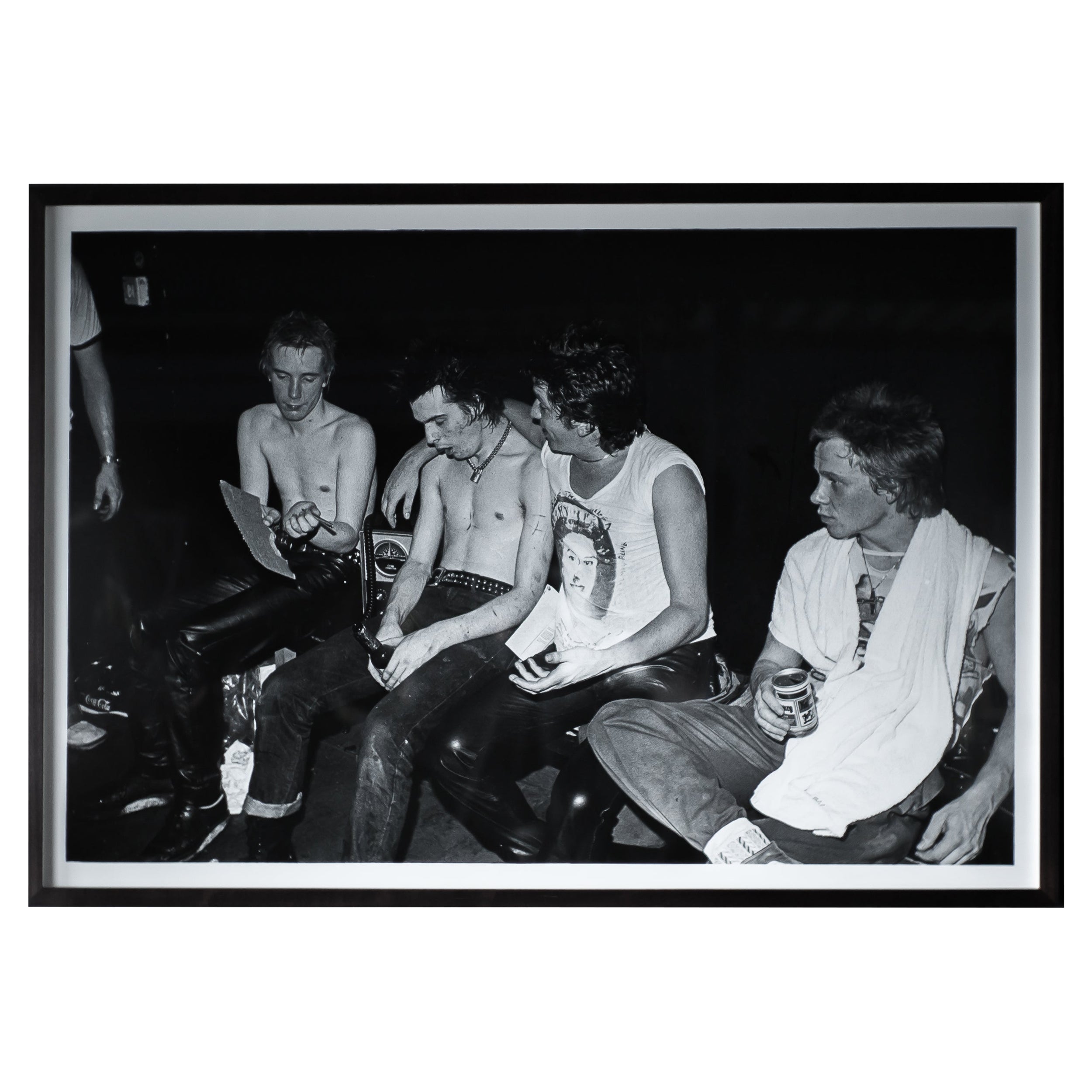 Gran foto icónica de Dennis Morris de Sex Pistols entre bastidores