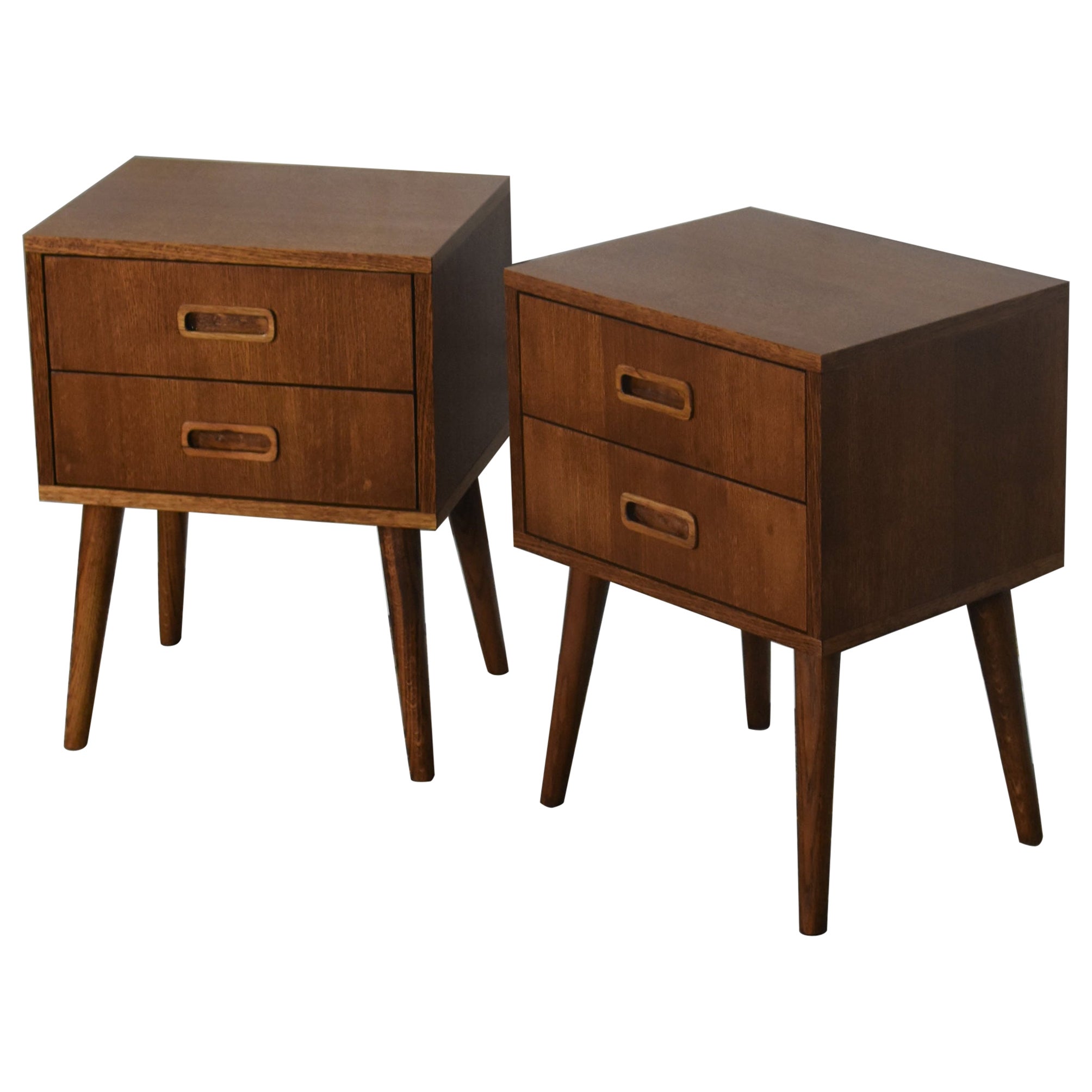 Set Of 2 Runo + Bedstands by Pastform