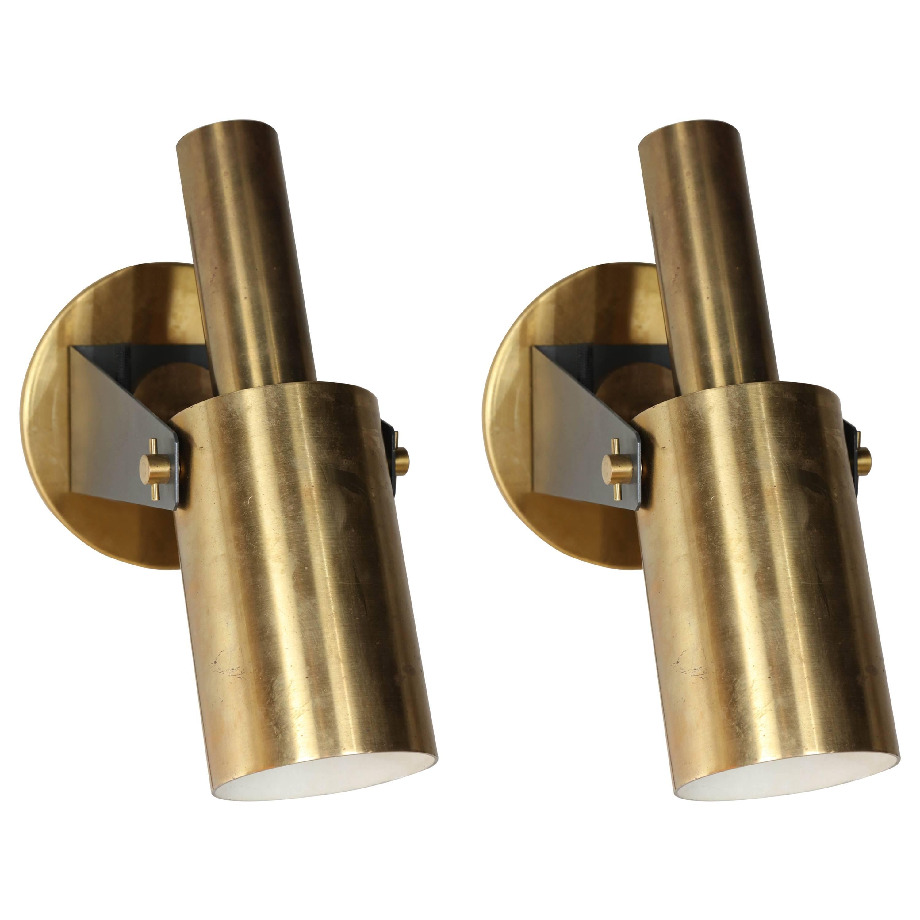 Pair of 1960s Italian Modern Articulating Brass Wall Sconce Reading Lamps