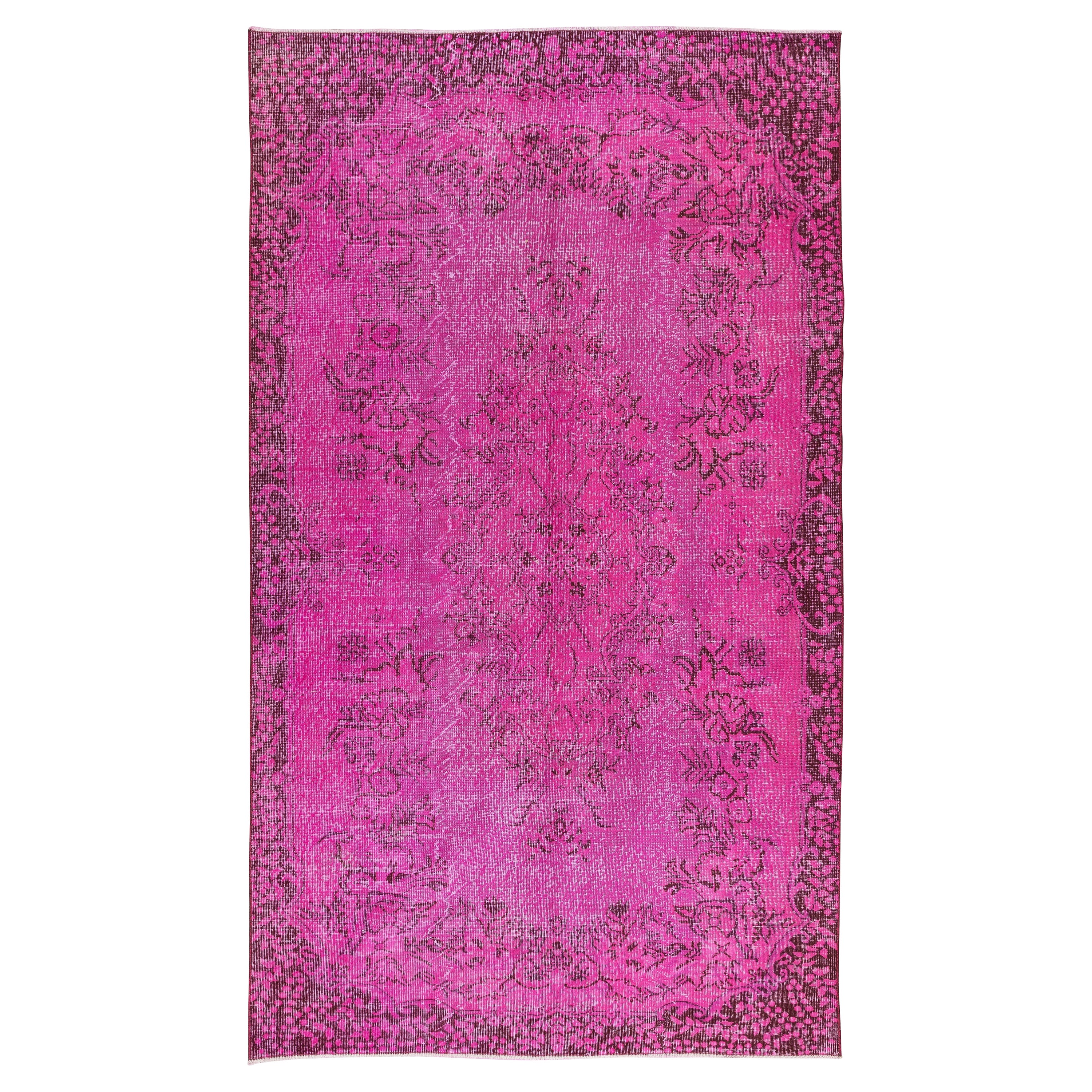5.6x9.8 Ft Contemporary Handmade Turkish Area Rug in Pink with Medallion Design