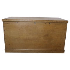 Antique Enormous Large Victorian Polished Pine Blanket Box   This is a Huge, Very Large