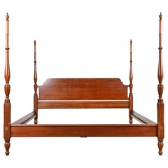 Letto a baldacchino in legno massiccio di ciliegio intagliato georgiano di Henkel Harris, 1974