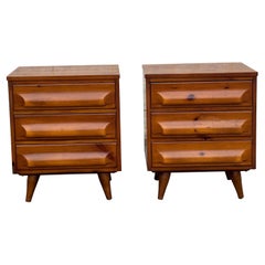 Comodini a 3 cassetti in pino scultoreo Franklin Shockey del 1950, metà del secolo scorso