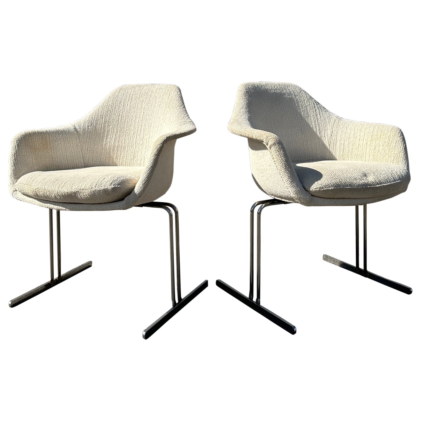 Hugh Acton chairs for Vecta in oatmeal tweed - a pair For Sale