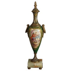 Antique French Sevrés Porcelana y Retrato Esmaltado Urna con Base de Mármol c1890