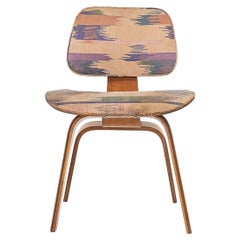 1947 Rara Silla de comedor Eames Evans Herman Miller DCW en fresno calicó y tela