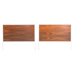 1950 Coppia di testiere gemelle con struttura in acciaio George Nelson per Herman Miller, Noce