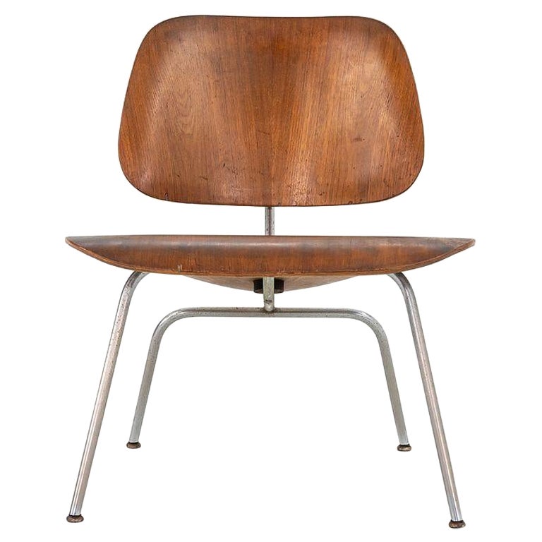 1952 Herman Miller Eames LCM Lounge Chair in Walnut and Steel