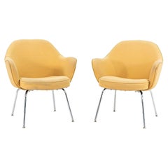 1960s Pair of Eero Saarinen for Knoll Full-Back Executive Arm Chairs