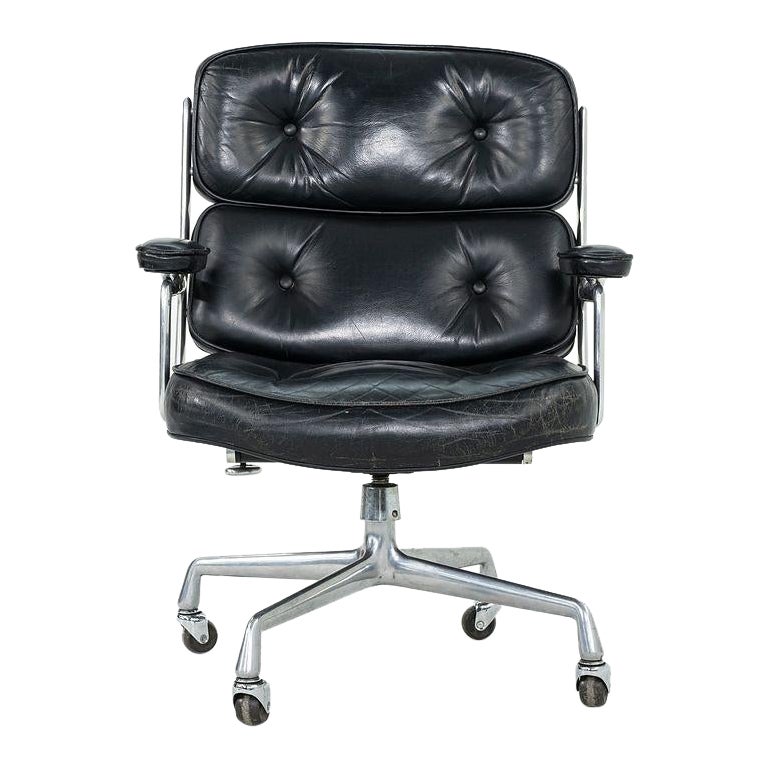1968 Herman Miller Eames Time Life Executive Desk Chairs in Leather, 4-Star Base