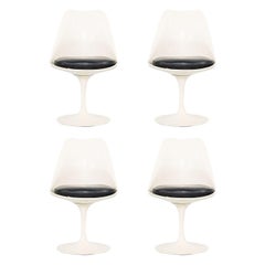 1972 Set of 4 Eero Saarinen Tulip Pedestal Side Chairs w/ Blue Upholstery 151C