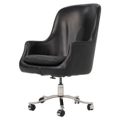 1990s Nicos Zographos Sillón de Dirección Alpha Bucket en Piel con Base Pulida