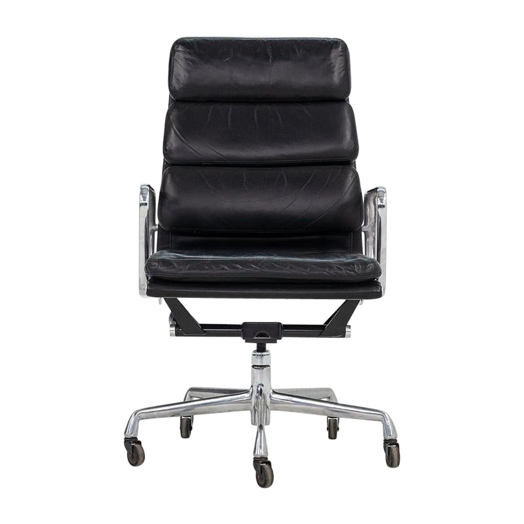 2002 Herman Miller Eames Aluminum Group Soft Pad Executive Desk Chair in Leather