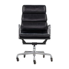 2002 Herman Miller Grupo Eames de aluminio Silla de oficina de cuero con acolchado blando