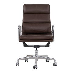 Silla de escritorio Eames Soft Pad Executive 2006 de Herman Miller en piel marrón EA437