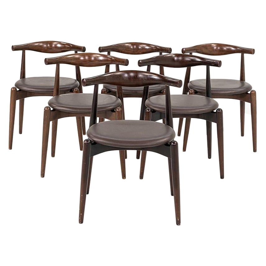 2007 Juego de seis sillas de comedor Hans Wegner para Carl Hansen & Son CH20 Elbow