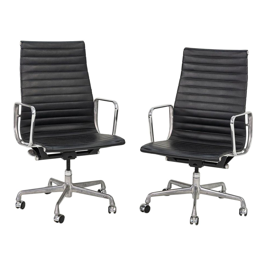 2010 Herman Miller Eames Aluminum Group Executive Desk Chairs in Naugahyde For Sale