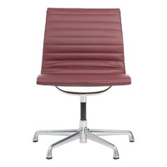Sedia da scrivania o laterale senza braccioli Herman Miller Aluminum Group del 2010 in pelle