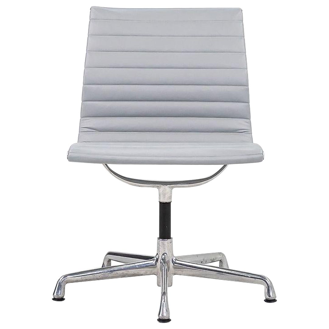 2010s Herman Miller Eames Aluminum Group Management Side Chair in Grey Naugahyde