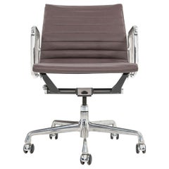 2010s Herman Miller Eames Aluminum Group Management Desk Chair in Purple Leather