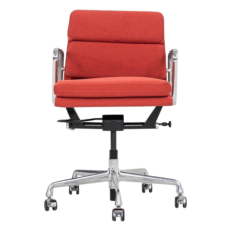 2010s Herman Miller Eames Soft Pad Management Desk Chair in Fabric w/ Pneumatic