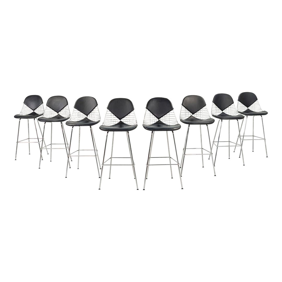 2010er Ray und Charles Eames für Herman Miller Draht-Barhocker mit Bikini- Pad