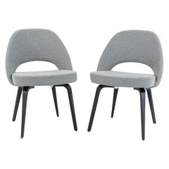 2016 Pareja de Sillones Ejecutivos Eero Saarinen para Knoll con Tela Boucle Gris