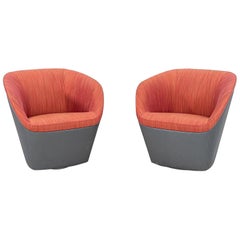 Ein Paar weiche, drehbare Loungesessel von Jehs + Laub für Davis Furniture, C. 2019