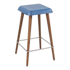 Tabouret de comptoir Basso Daddy Longlegs 2022 Martin Solem en frêne bleu de Chine avec base
