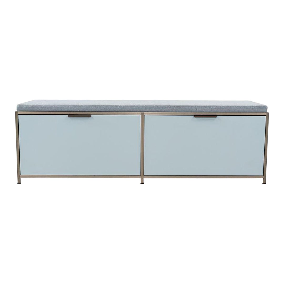 Banc DITA Pagnon & Pelhaitre avec coussin bleu Lavande sur finition en acier, 2023 en vente
