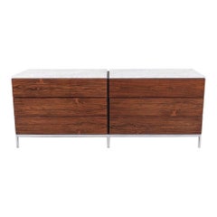 1960 Florence Knoll Cómoda doble de 6 cajones de palisandro brasileño con tapa de mármol