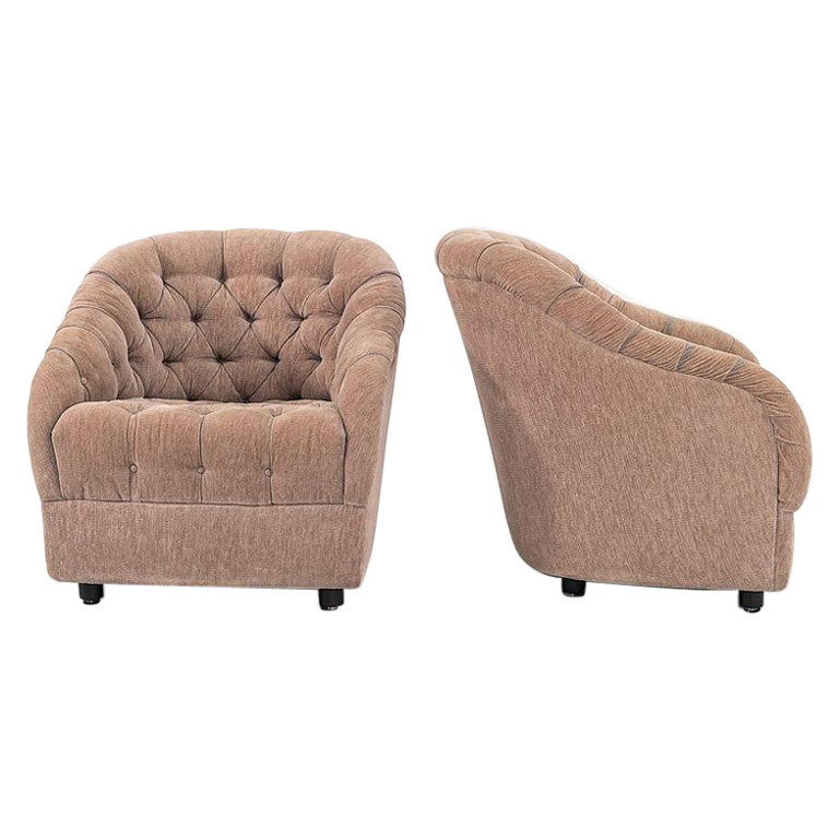 1990s Pair of Ward Bennett for Geiger Tufted Club Chairs in Tan Velvet For Sale